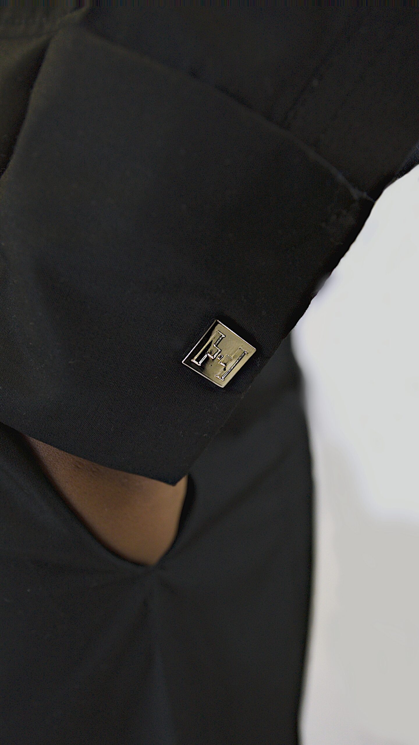 mens black C