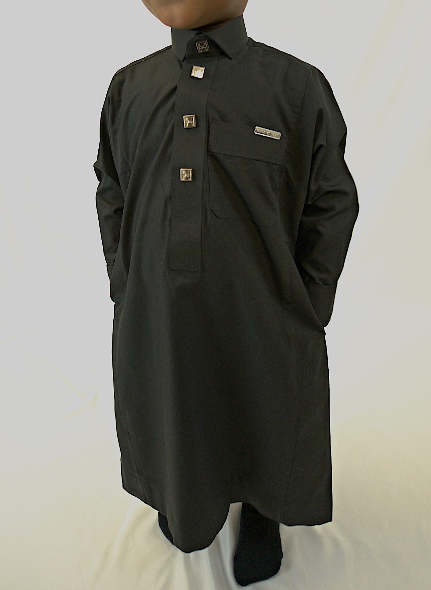 small black F2